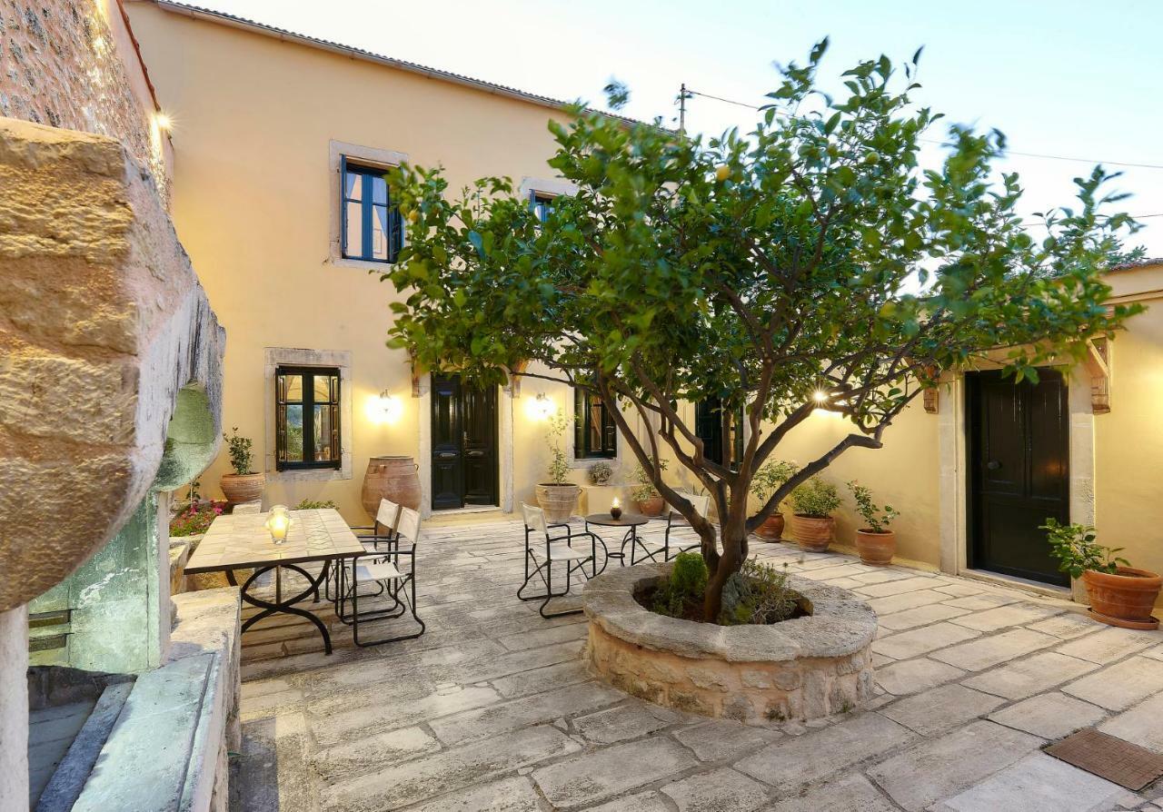 Dhafnes Castello Villa Daphnes - Private Pool & Whirlpool מראה חיצוני תמונה